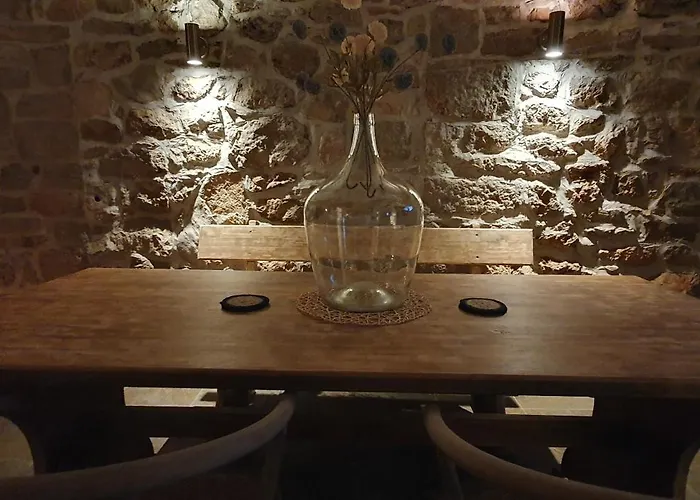 Hvar Stone With Pool Vrbanj