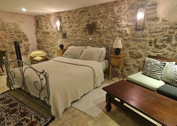Hvar Stone With Pool *