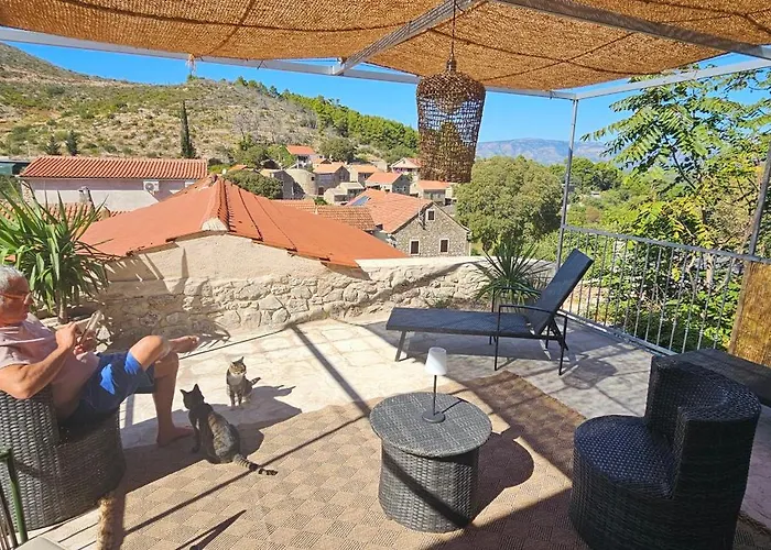 Hvar Stone With Pool Casa vacanze