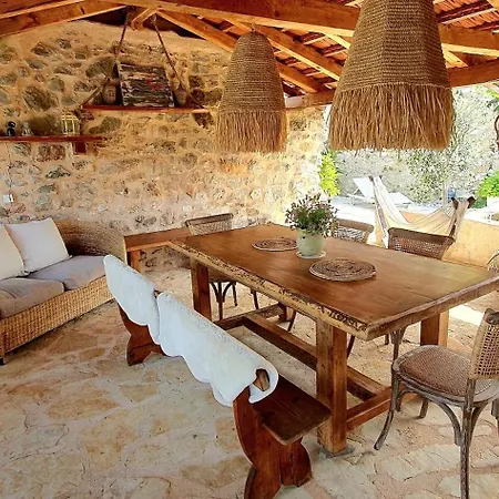 Hvar Stone With Pool *